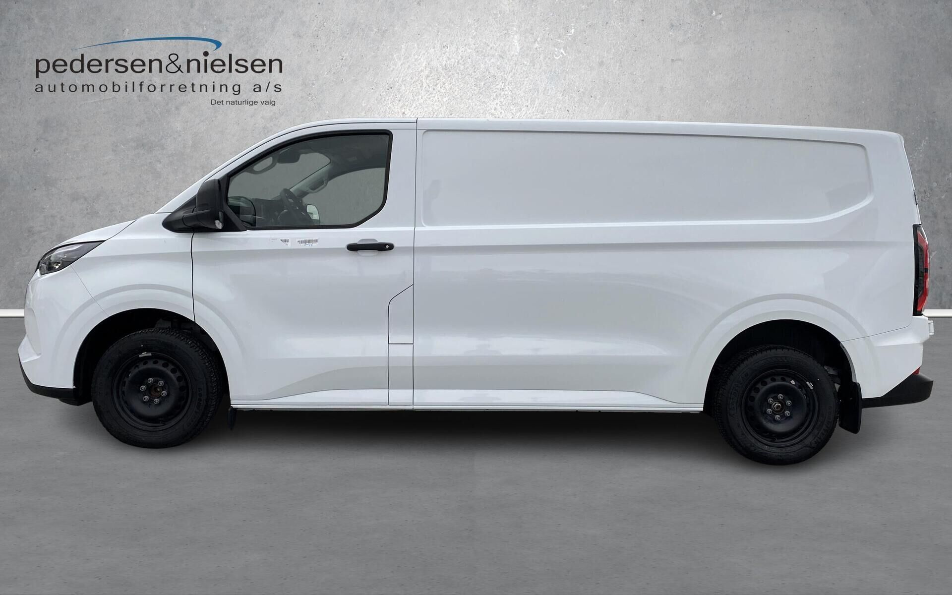 Ford E-Transit Custom 340 L2H1 EL Trend 218HK Van Aut.