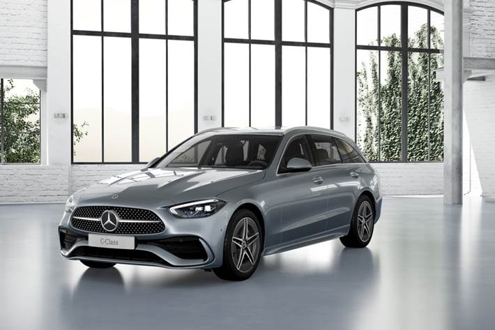 Sølv Mercedes C300 d fra 2026 set udefra