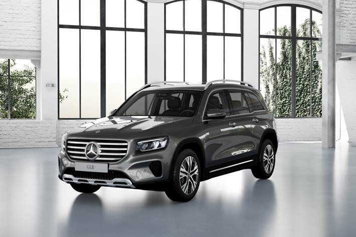 Grå Mercedes GLB200 fra 2024