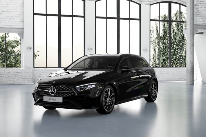 Sort Mercedes A200 fra 2025 set udefra