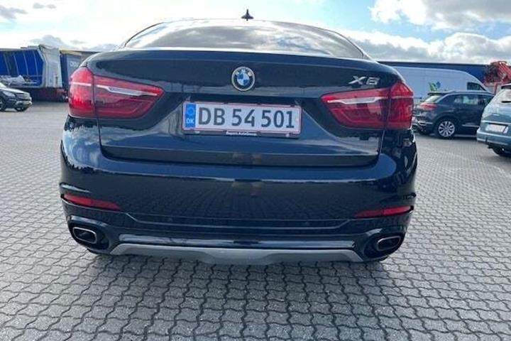 Sort BMW X6 fra 2016