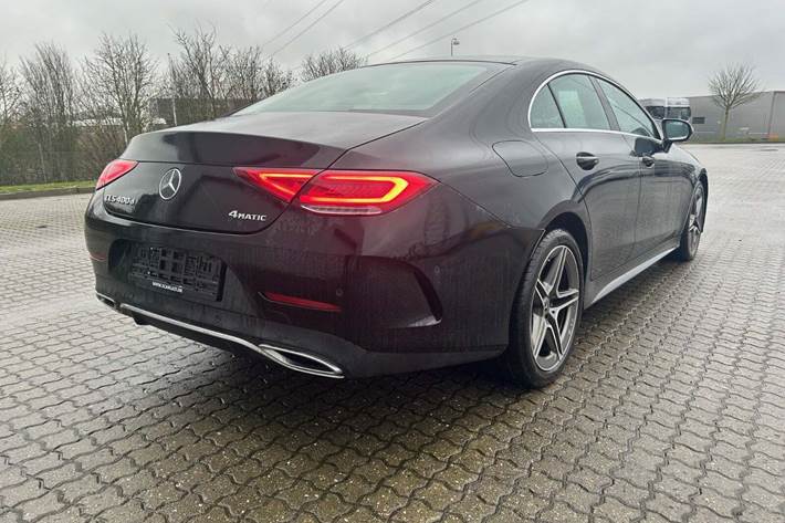 Sort Mercedes CLS400 d fra 2018 set udefra