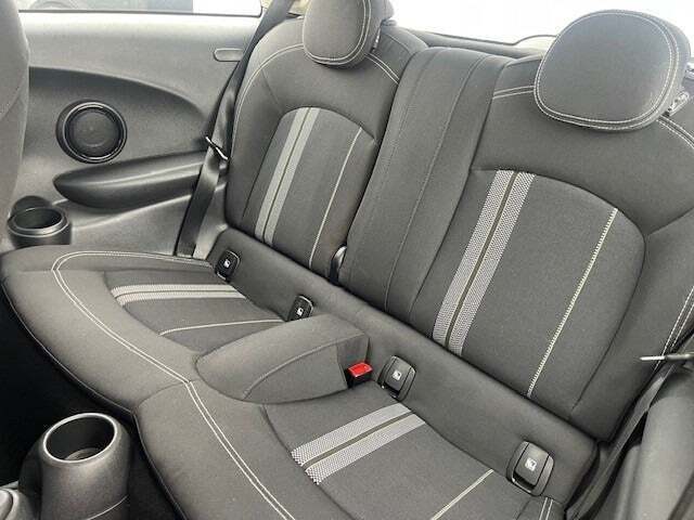 Grå Mini Cooper SE fra 2023