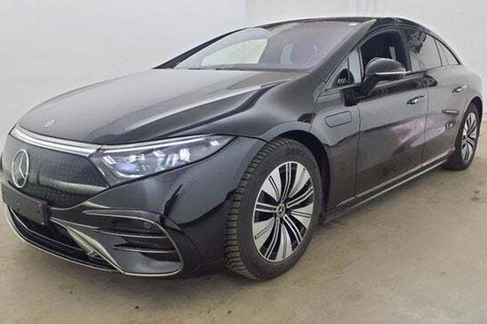Sort Mercedes EQS450+ fra 2023