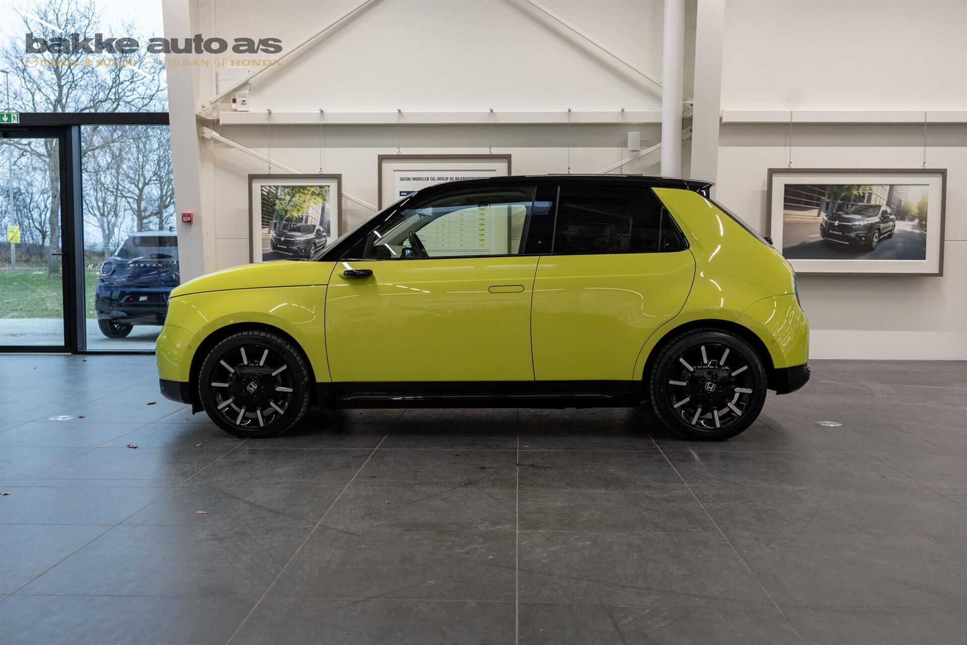 Honda e EL Advance CVT 154HK 5d Aut.