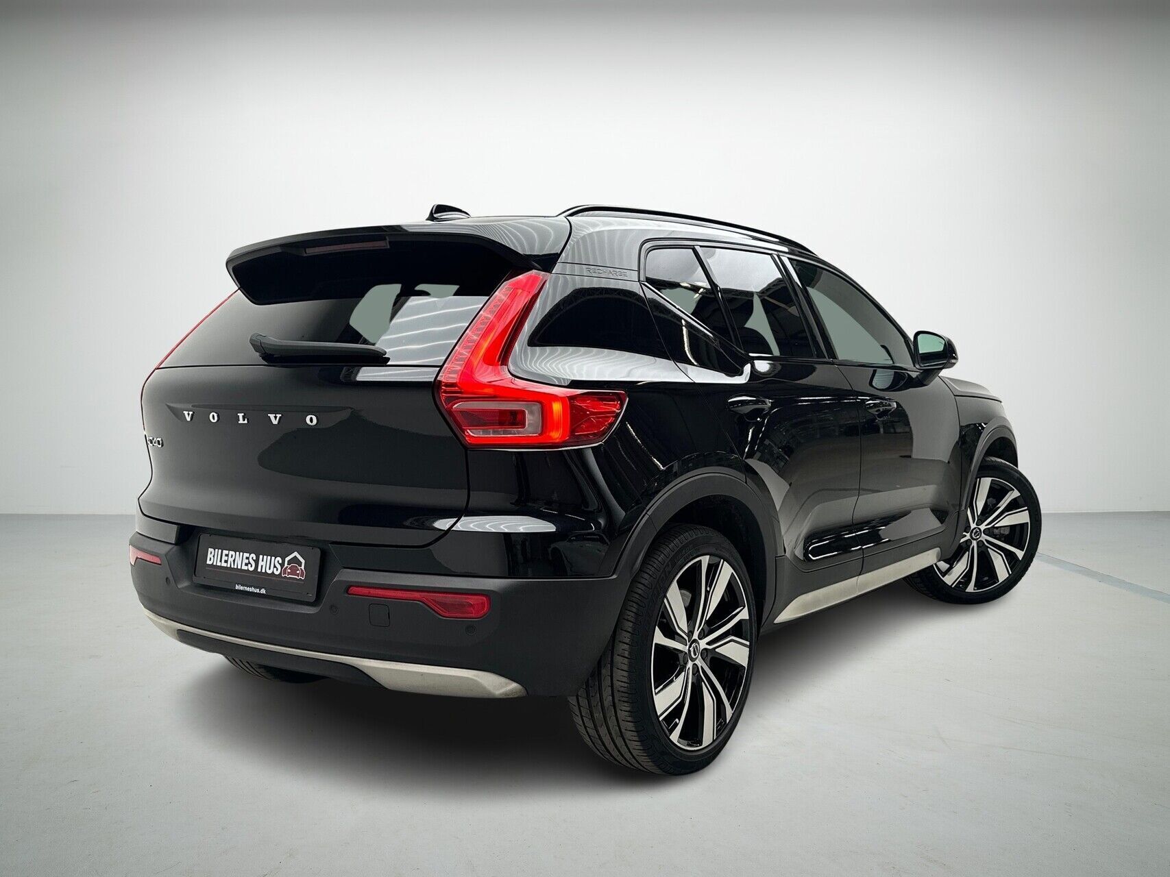 Volvo XC40 P8 Recharge Twin R-design AWD 408HK 5d Aut.