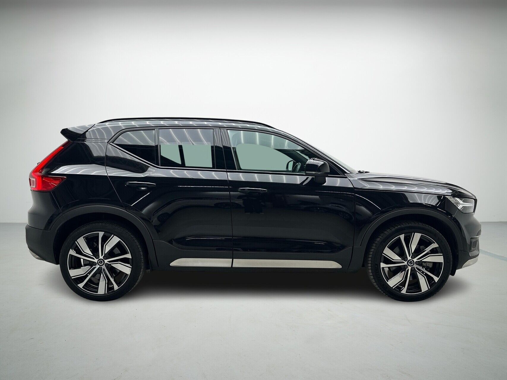 Volvo XC40 P8 Recharge Twin R-design AWD 408HK 5d Aut.