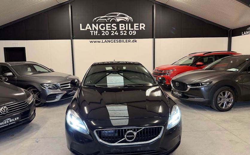 Volvo V40 2,0 D2 120 Momentum aut.