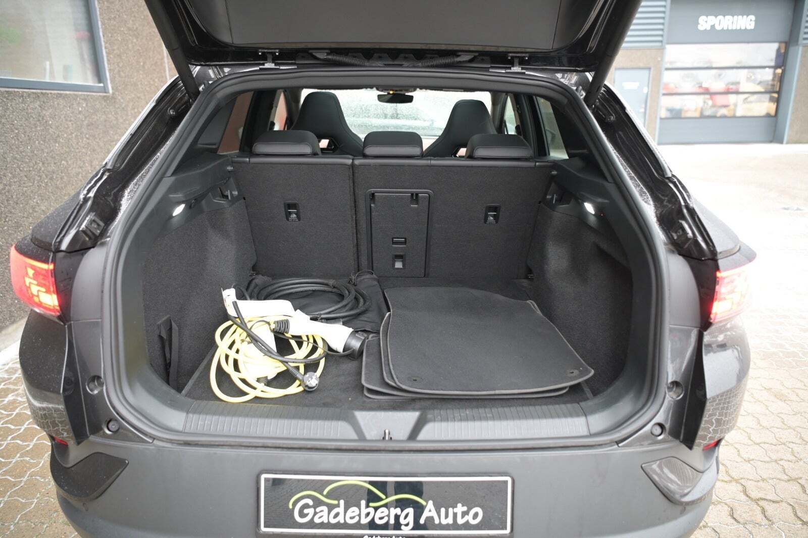 Grå VW ID.4 fra 2021