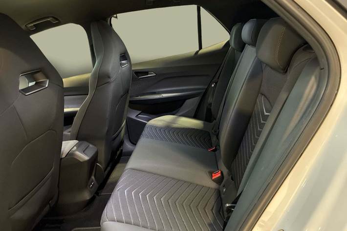 Hvid Cupra Born fra 2023