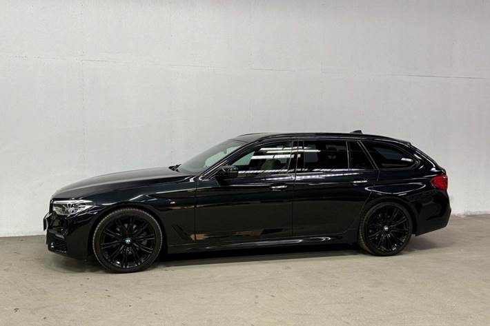 Sort BMW 520d fra 2017