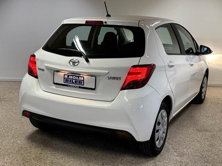 Toyota Yaris 1,0 VVT-i T2