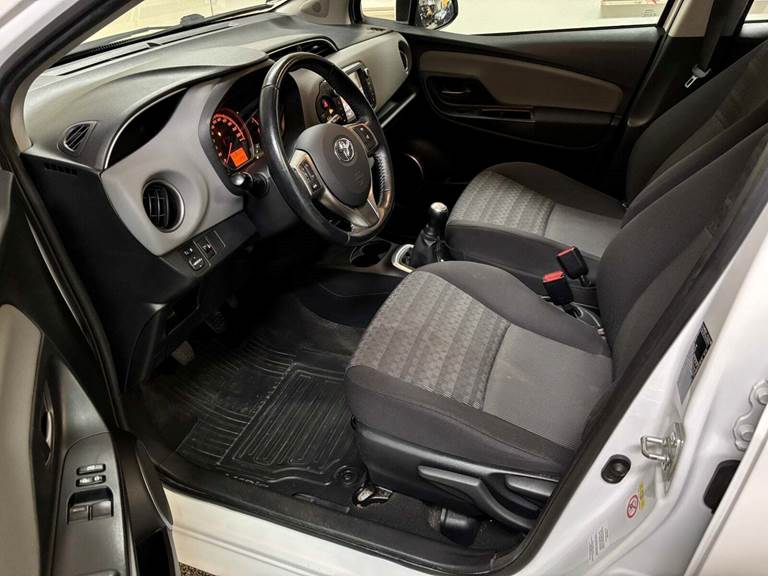 Toyota Yaris 1,0 VVT-i T2