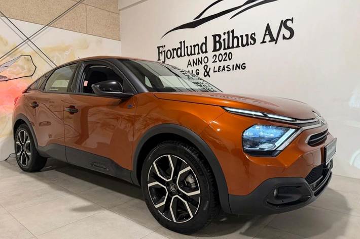 Kobber Citroën ë-C4 fra 2022 set udefra