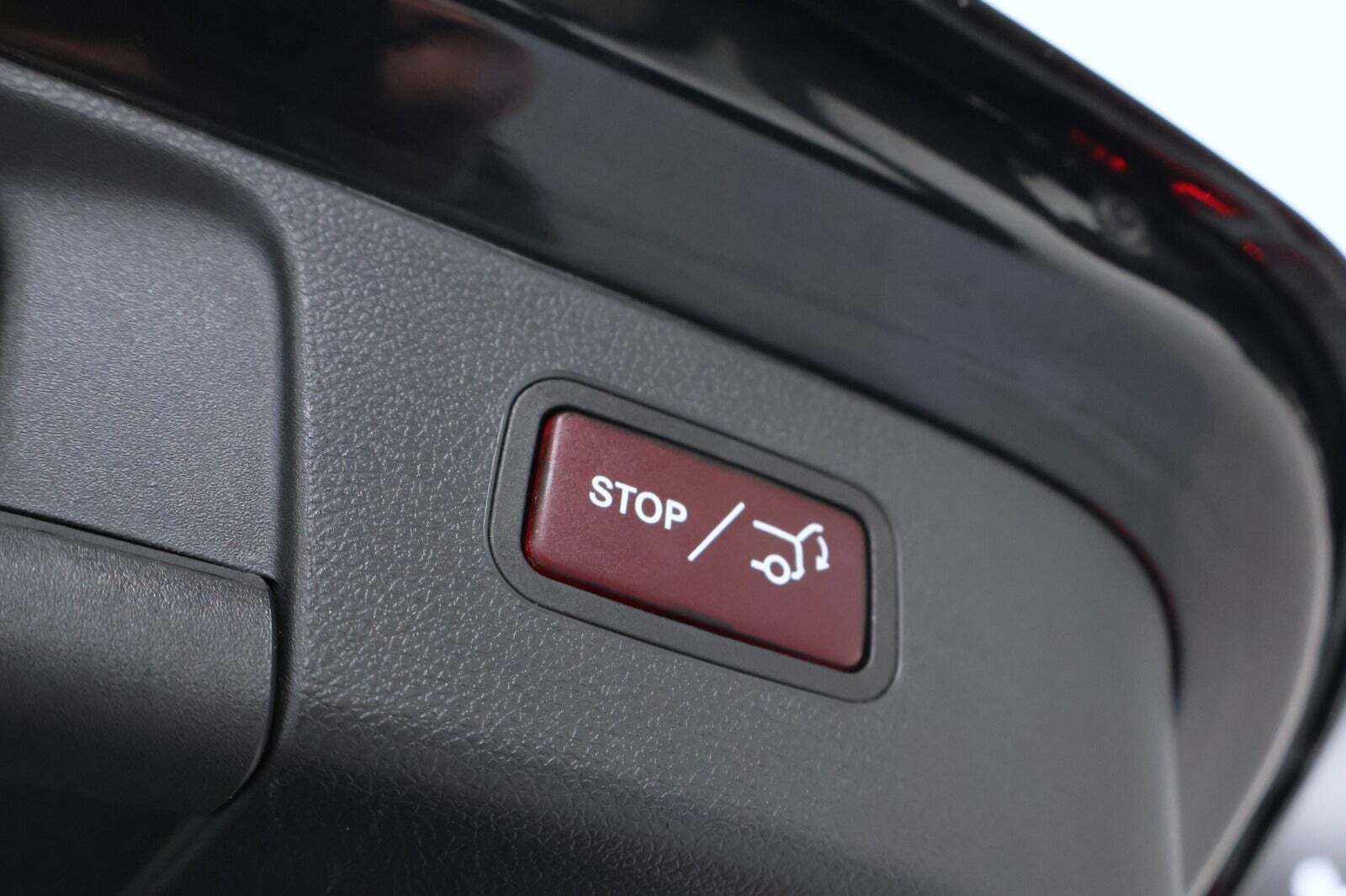 Sort Mercedes GLA250 fra 2018