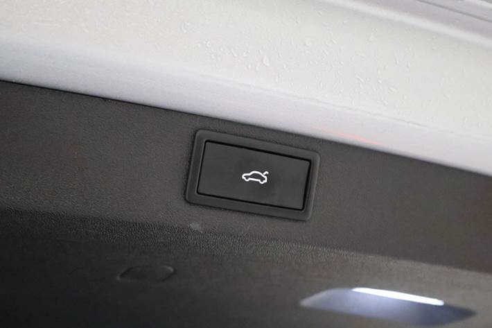 Sølv Skoda Enyaq fra 2025