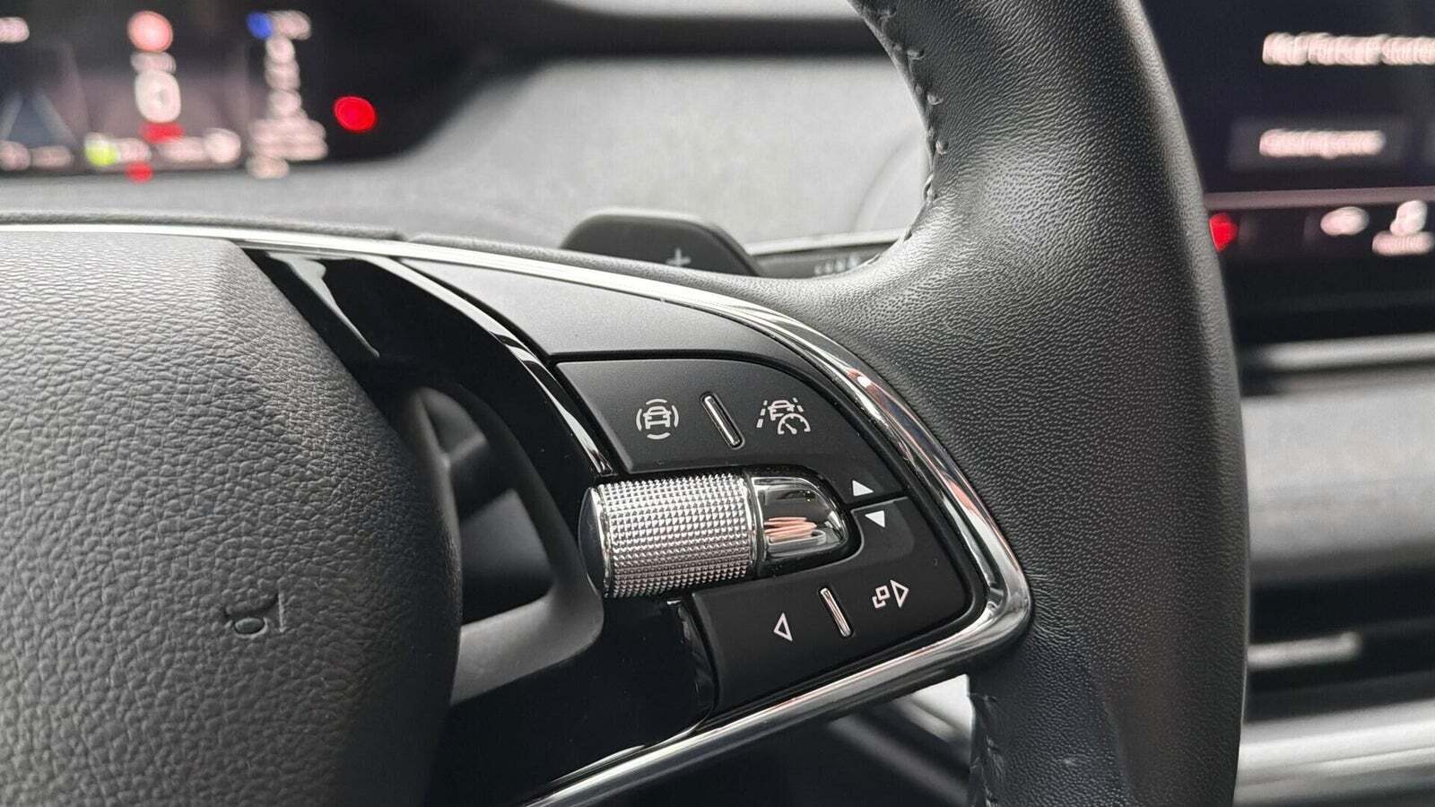 Sort Skoda Enyaq fra 2023