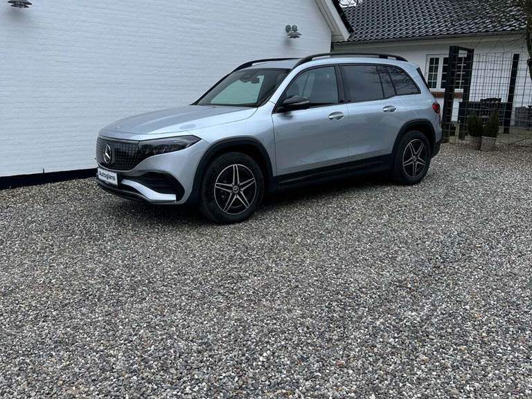 Mercedes EQB300 AMG Line 4Matic