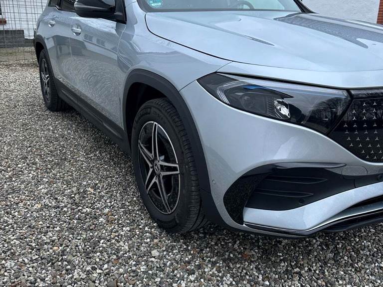 Mercedes EQB300 AMG Line 4Matic