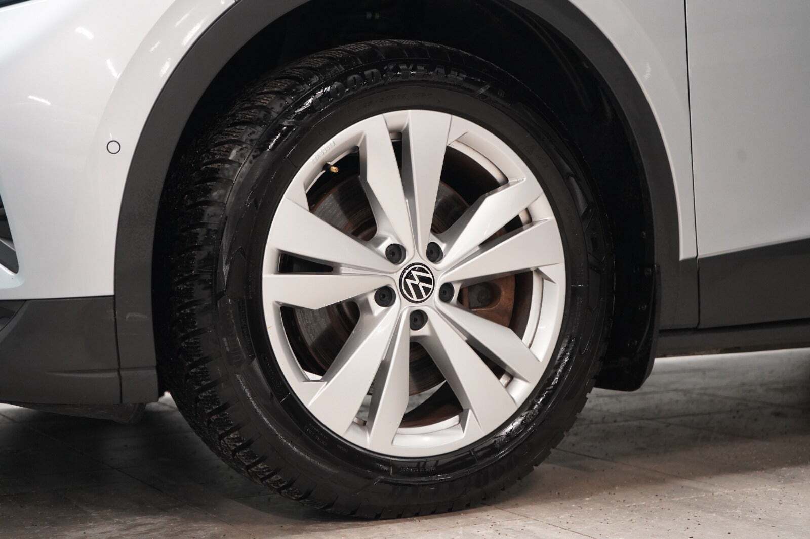 Sølv VW ID.4 fra 2023