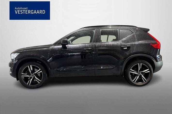 Sort Volvo XC40 fra 2021