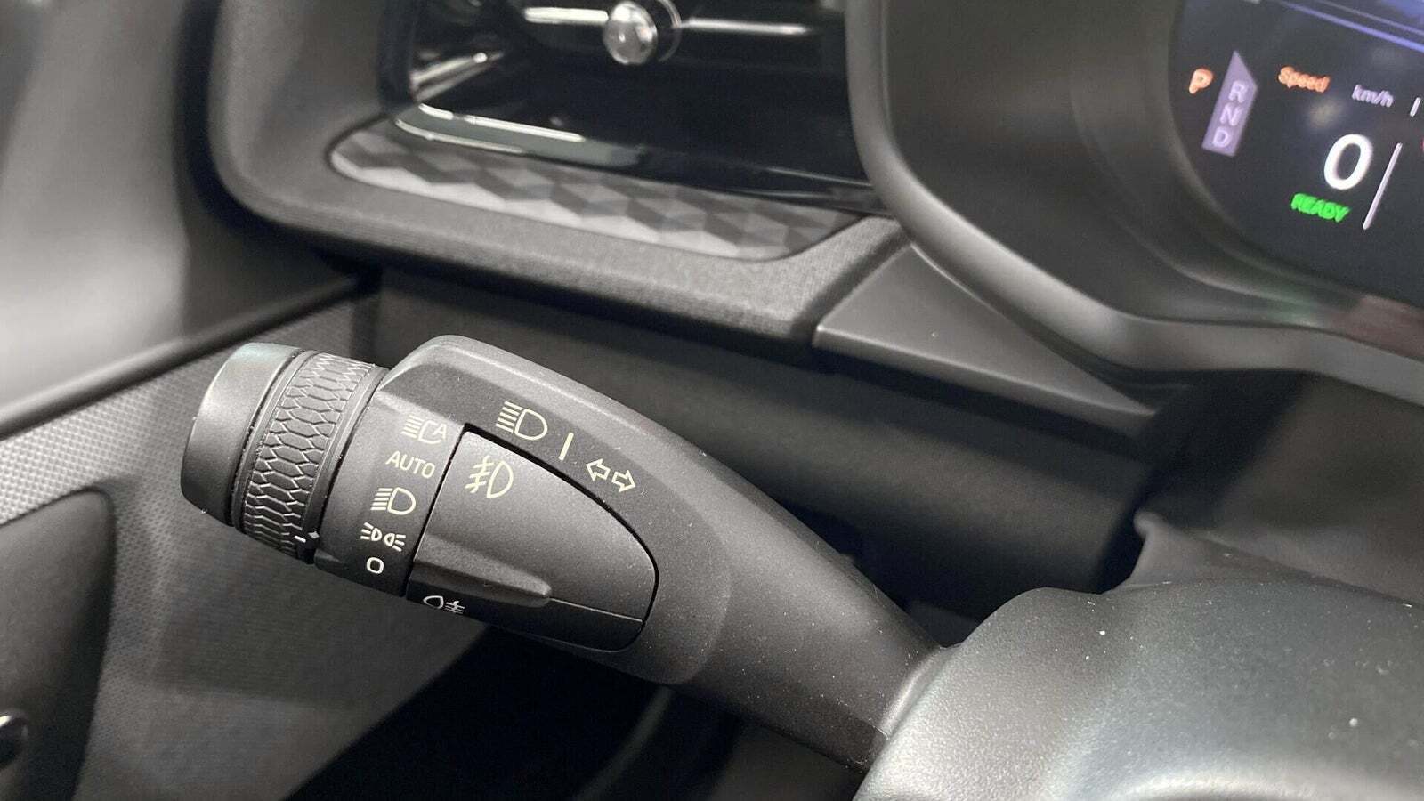 Hvid Polestar 2 fra 2023