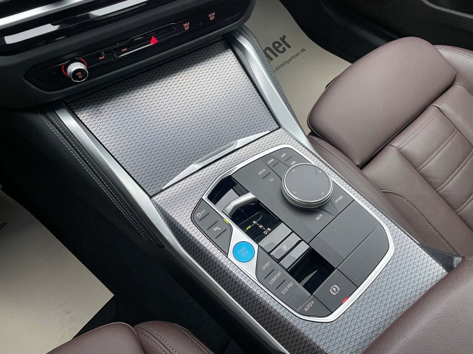 Grøn BMW i4 fra 2024