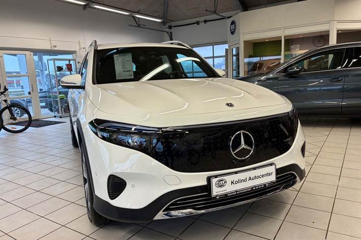 Hvid Mercedes EQB300 fra 2024 set udefra