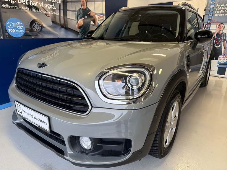Mini Countryman Cooper 1,5 Essential Edition
