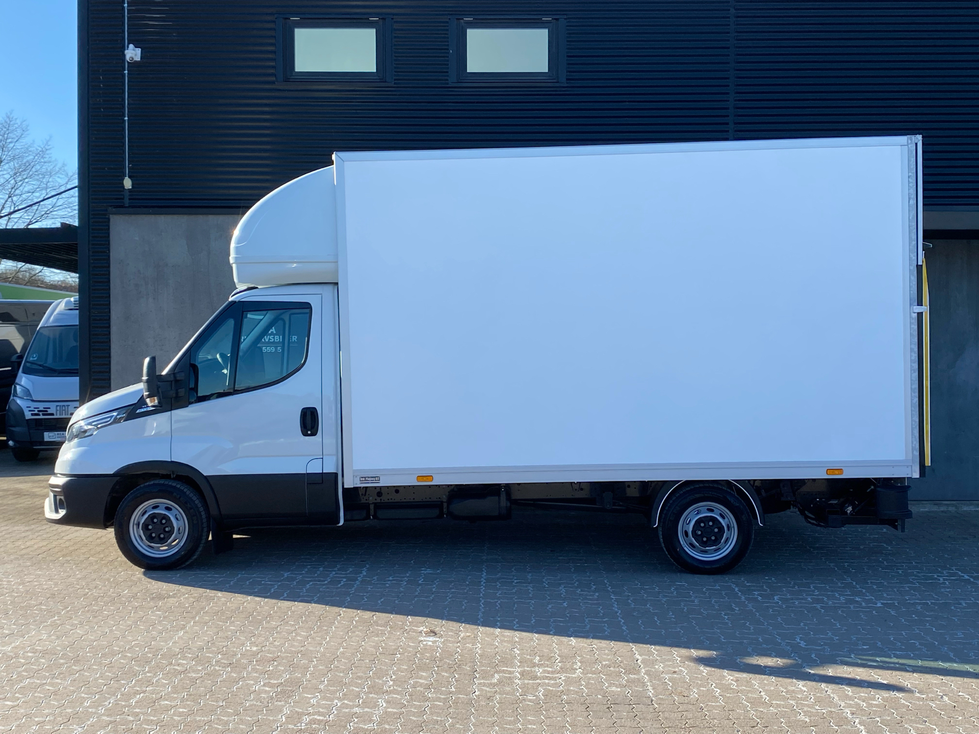 Iveco Daily 3,0 35S18 4100mm D 180HK Ladv./Chas. 8g Aut.