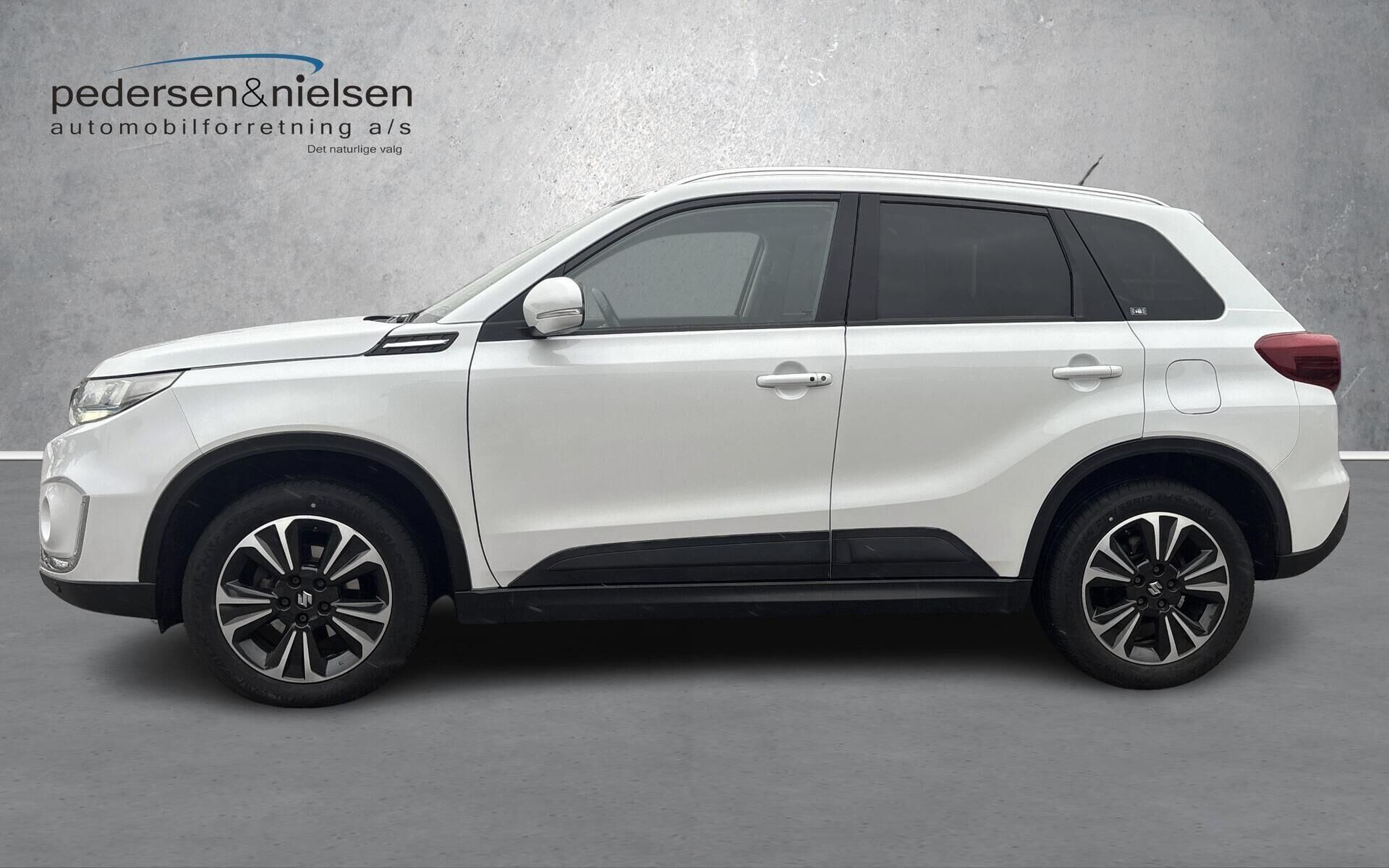 Suzuki Vitara 1,4 Boosterjet  Mild hybrid Adventure 129HK 5d 6g