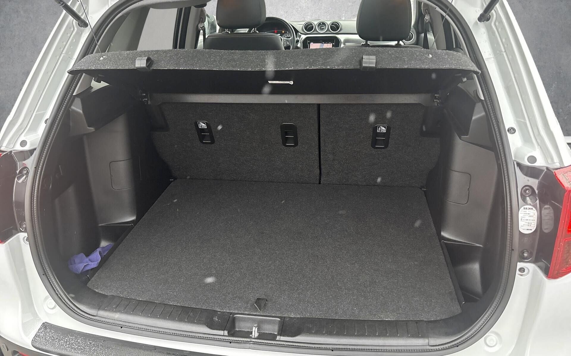 Hvid Suzuki Vitara fra 2020