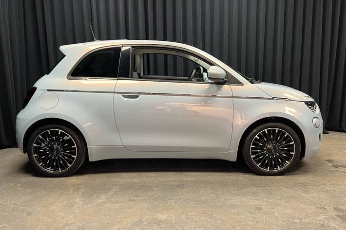 undefined Fiat 500e fra 2022