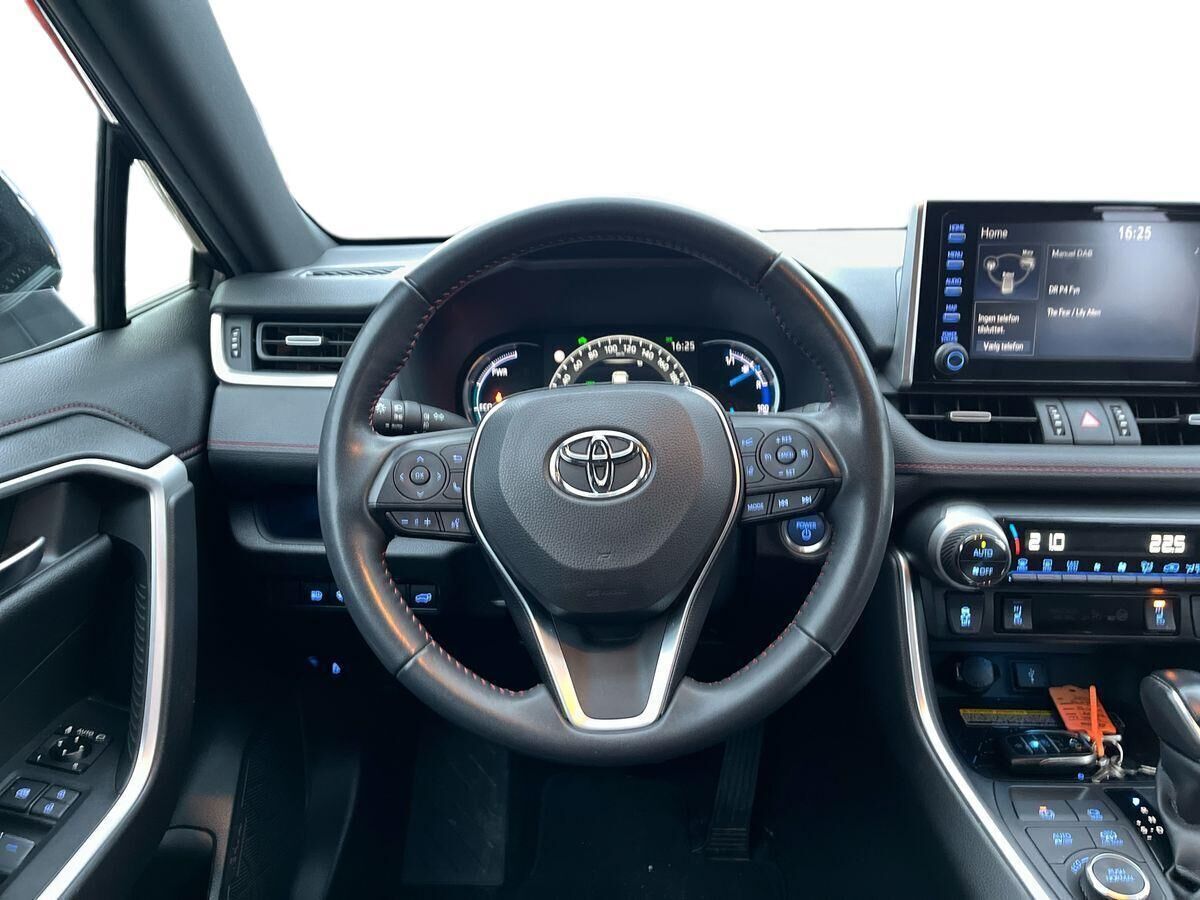 Grå Toyota RAV4 Plug-in fra 2021