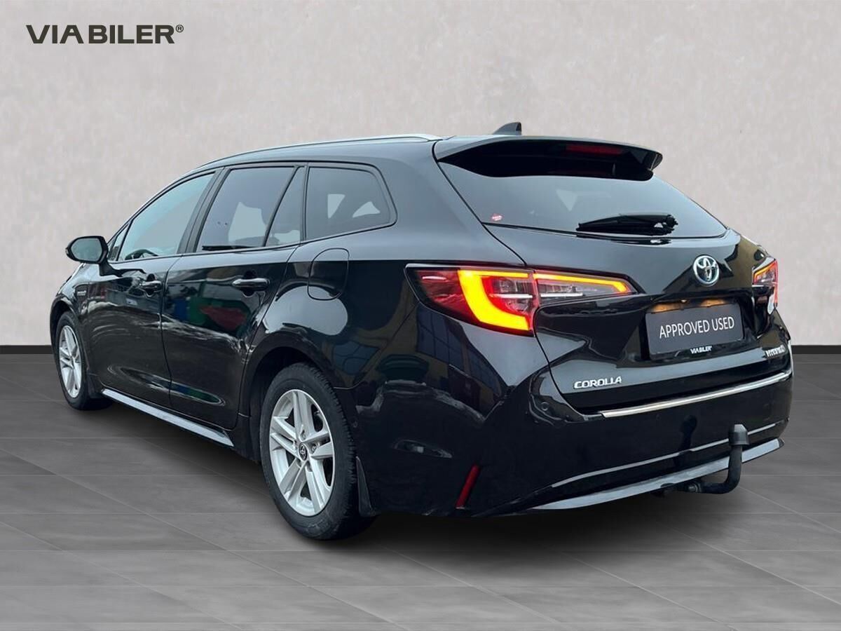 Toyota Corolla 1,8 Touring Sports Hybrid H3 Smart Safety Plus E-CVT 122HK Stc Trinl. Gear
