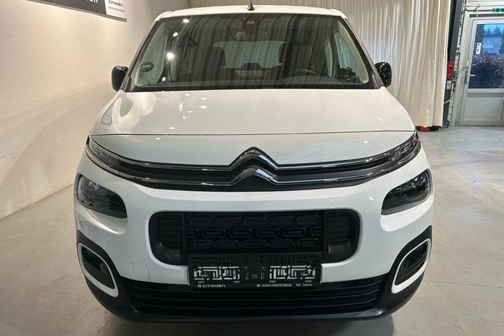 Hvid Citroën Berlingo fra 2021