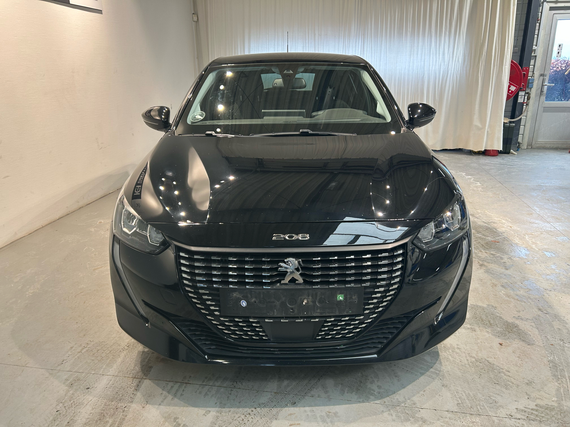 Peugeot 208 1,2 PureTech Supreme Sport 100HK 5d 6g