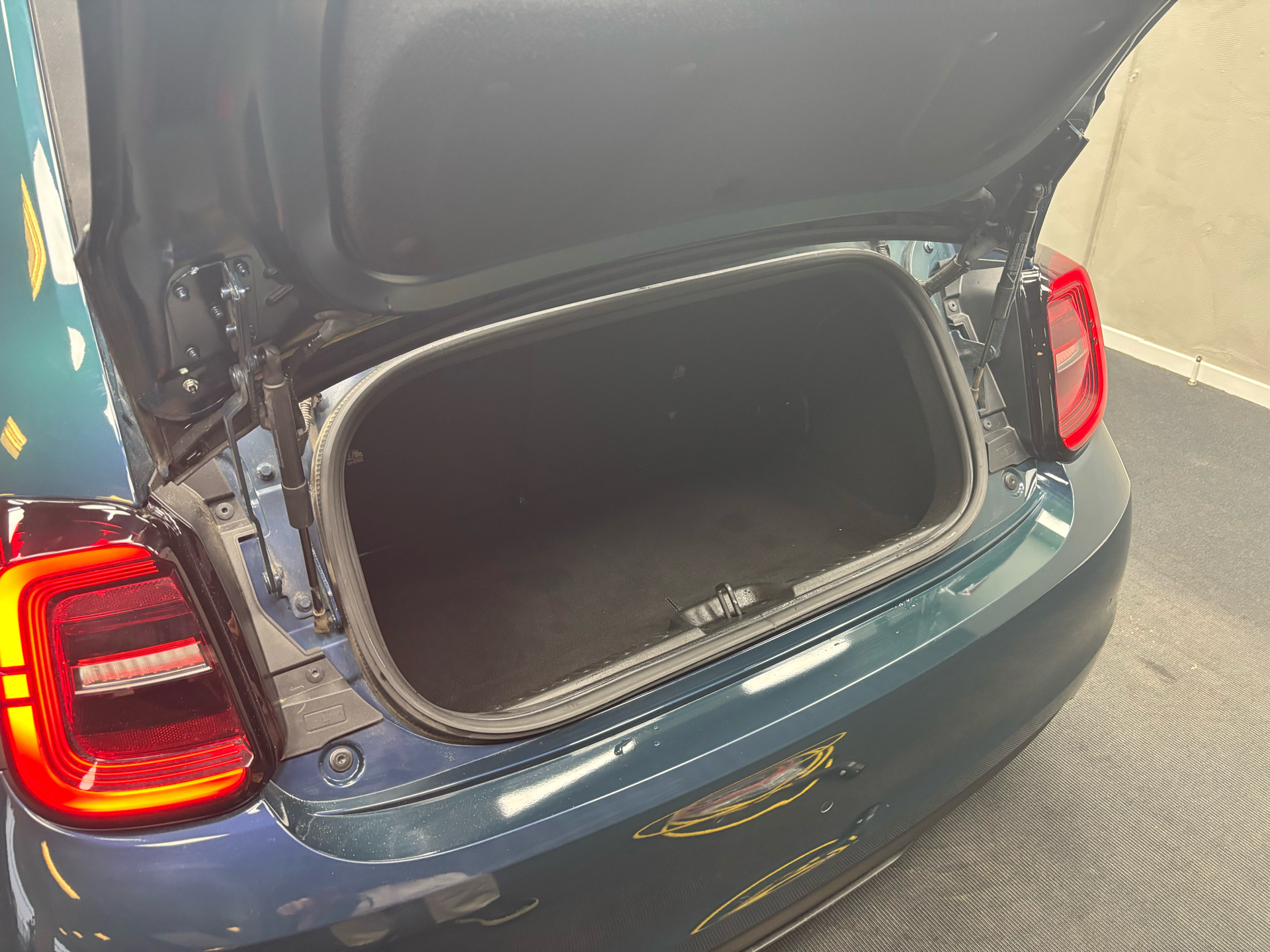 Fiat 500e EL Icon 118HK Cabr. Aut.