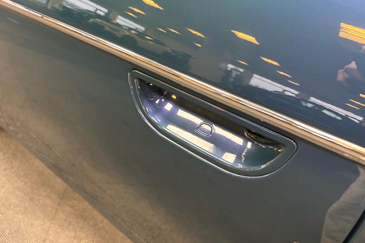 Grøn Fiat 500e fra 2023