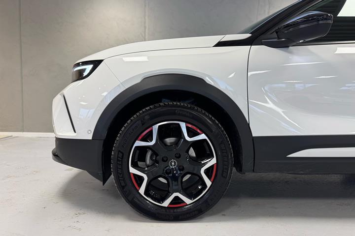 Hvid Opel Mokka fra 2022