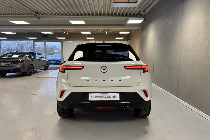 Hvid Opel Mokka fra 2022