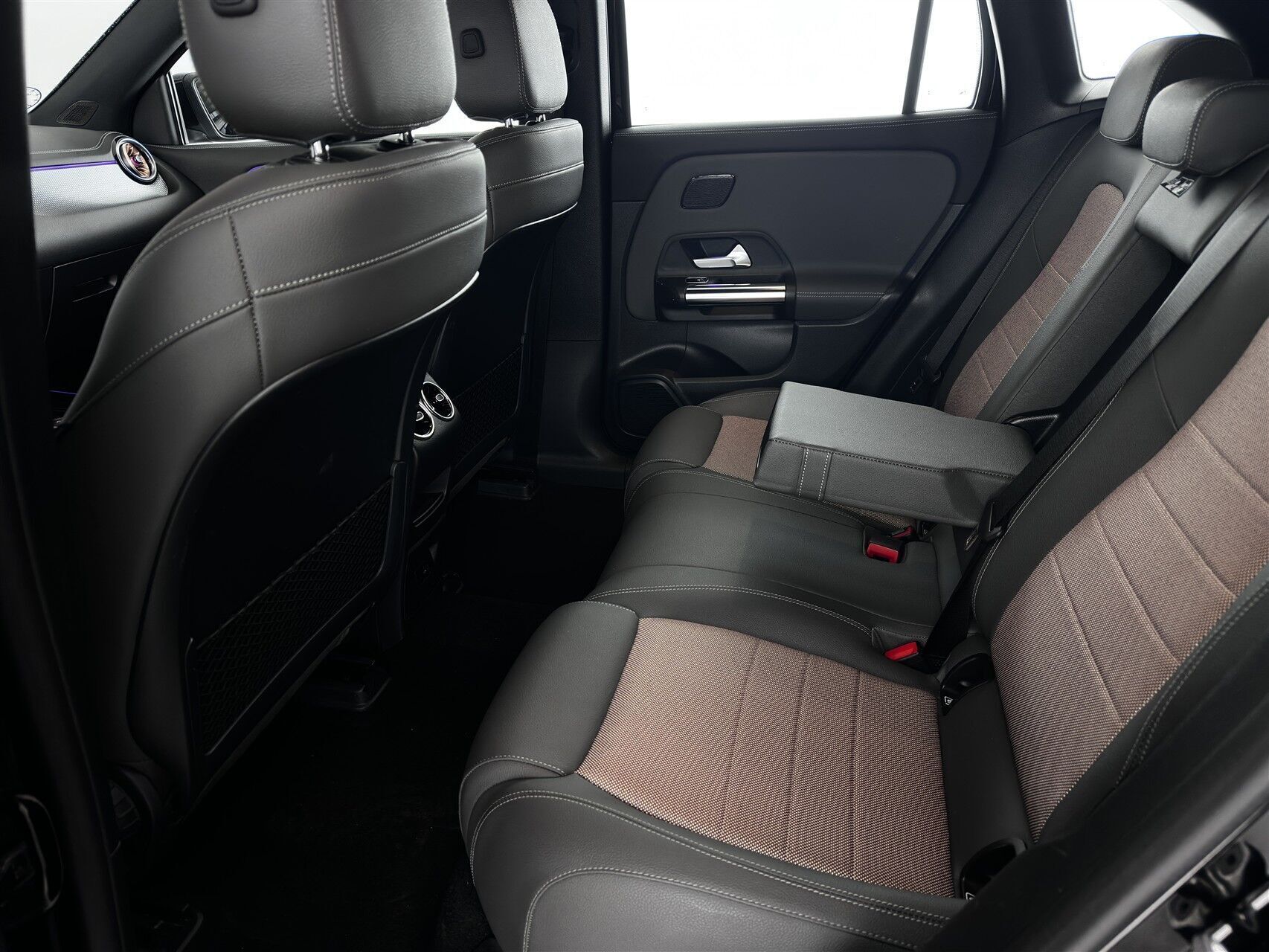 Sort Mercedes EQA 250 fra 2021