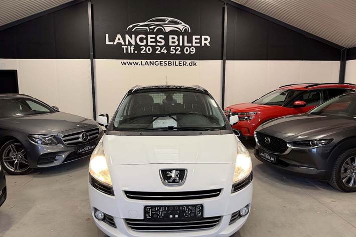 Hvid Peugeot 5008 fra 2012