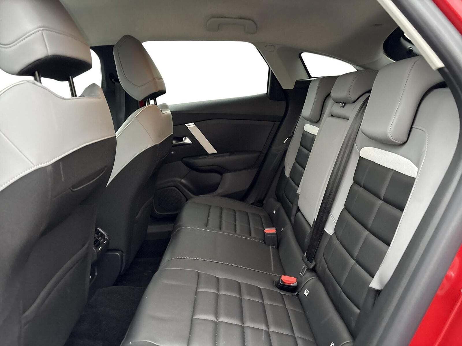 Citroën ë-C4 54 Max