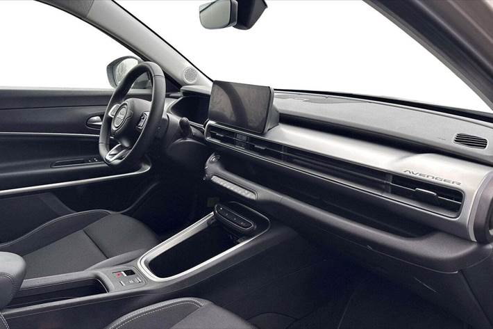 Beige Jeep Avenger fra 2024