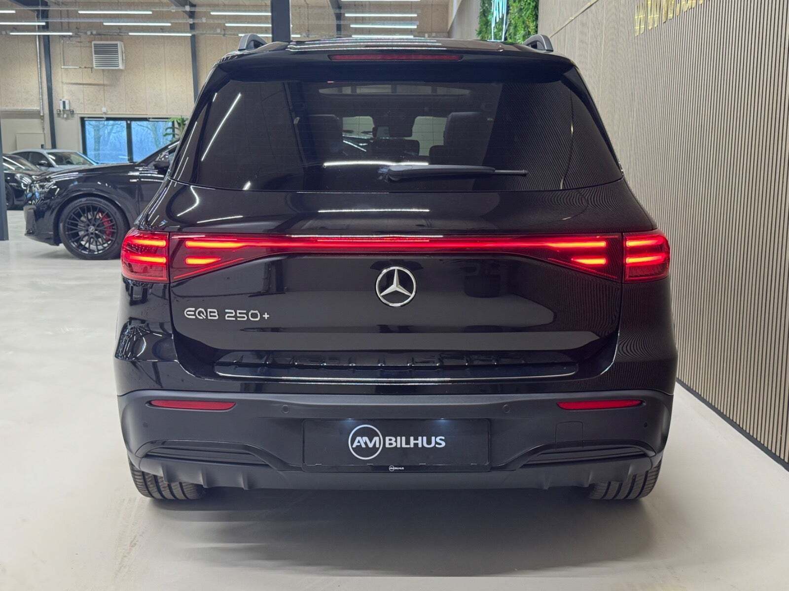 Mercedes EQB250+ AMG Premium