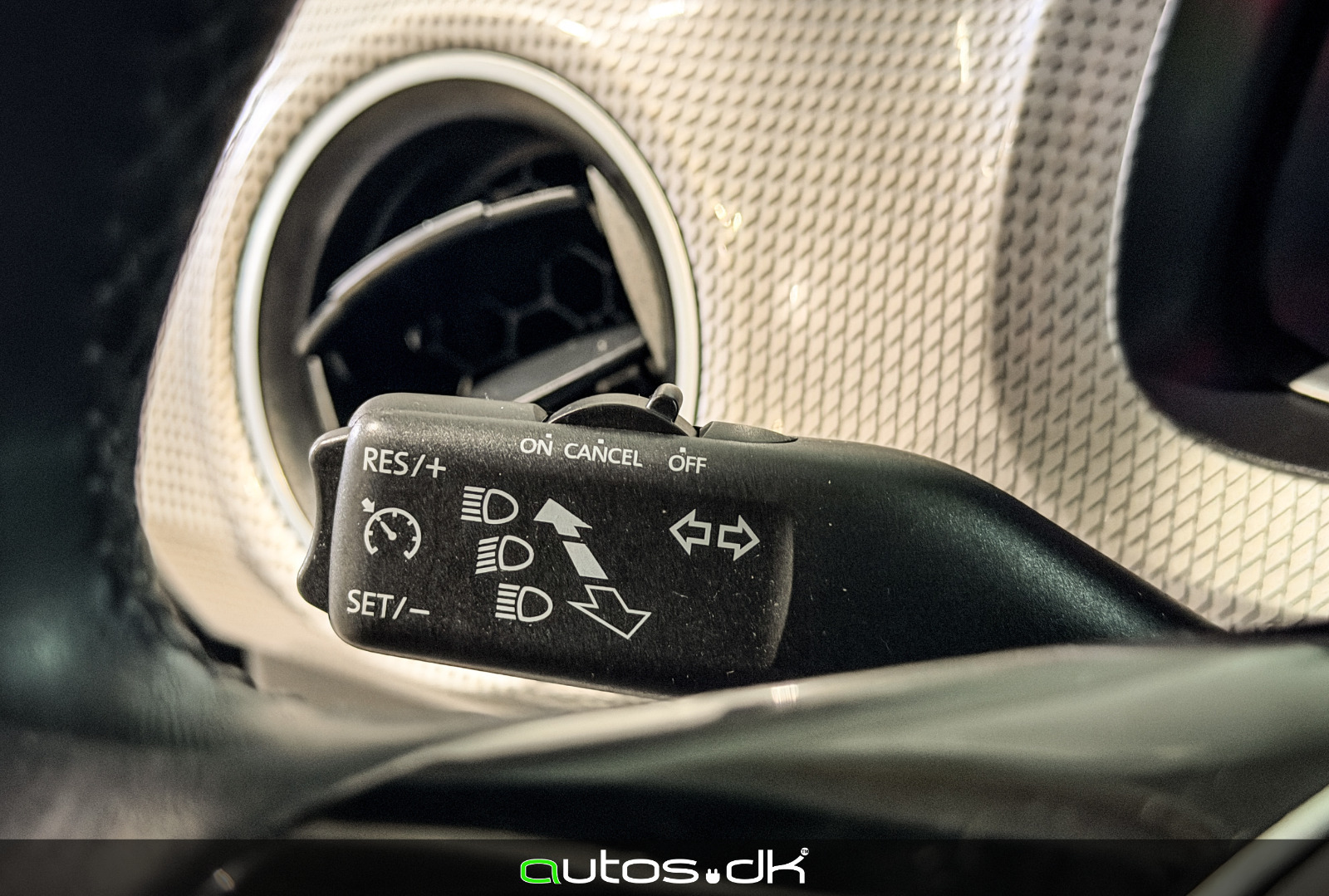 Sort VW E-UP! fra 2023