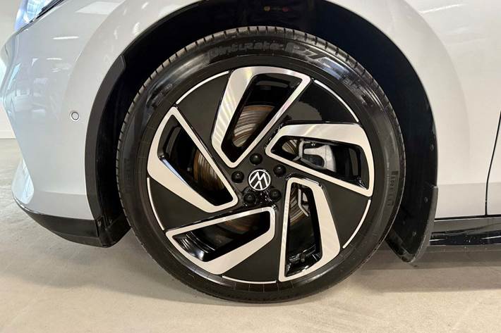 Sølv VW ID.7 fra 2025