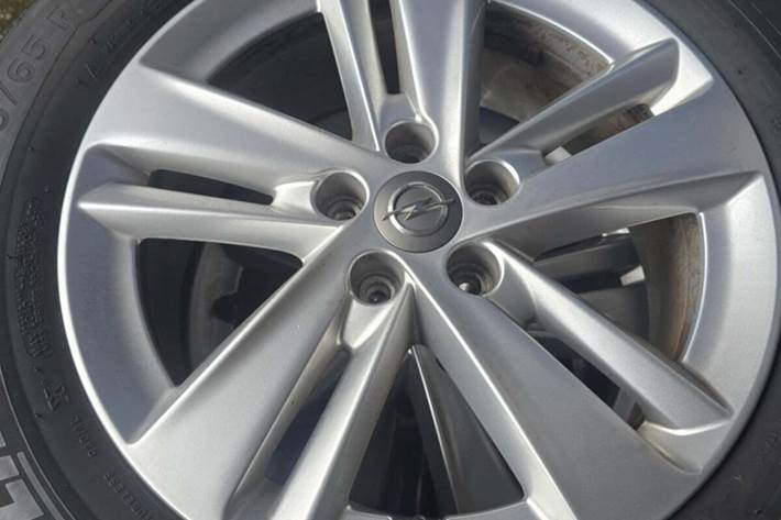 Hvid Opel Grandland X fra 2018