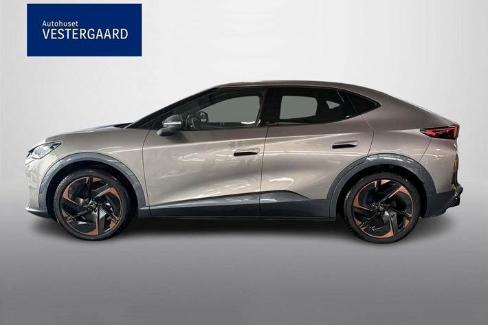 Beige Cupra Tavascan fra 2024